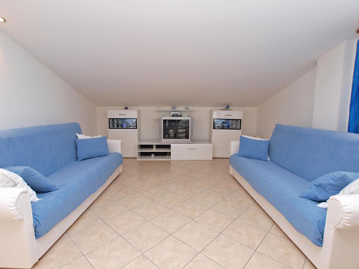 Apartments Milan 1048 Rovinj Buitenkant foto